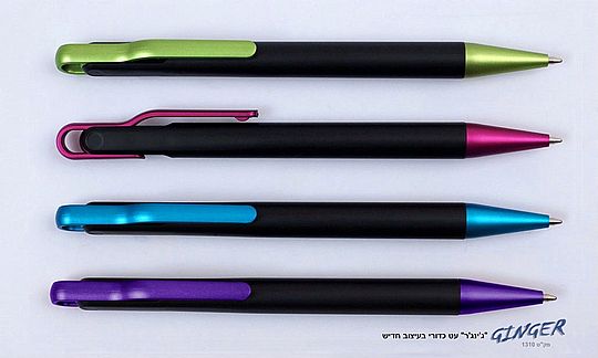 עט צבעוני